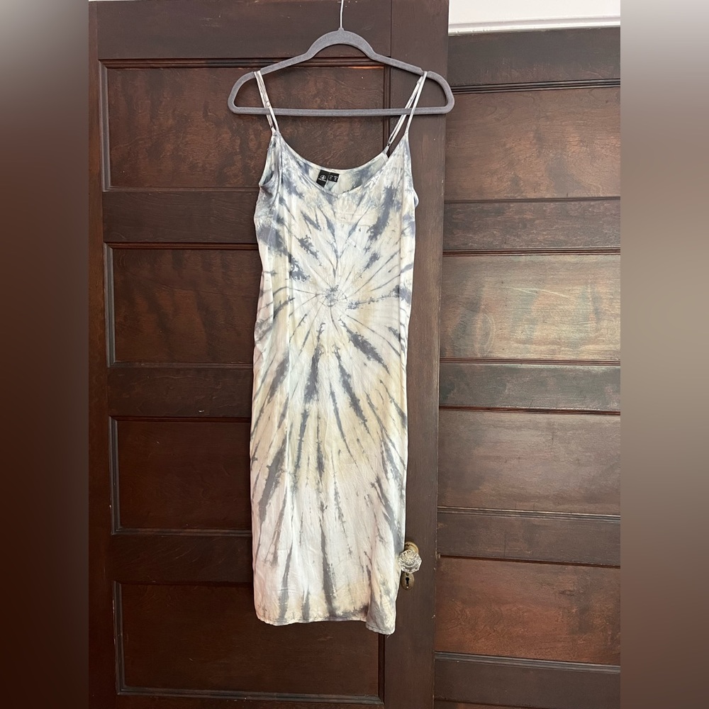 Volcom silk feeling dress
